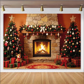 Lofaris Toile de fond de Noël cheminée en pierre avec sapins décorés et cadeaux, magnifique décor festif pour séance photo de famille