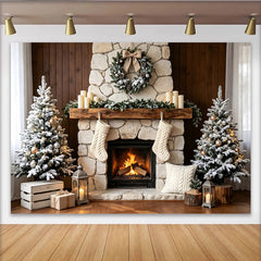 Lofaris Toile de fond de Noël cheminée rustique avec sapins enneigés et chaussettes, magnifique chaleureux pour ambiance de fête hivernale
