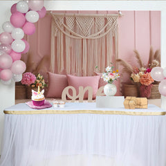 Lofaris Toile de fond rose 1er anniversaire bohème avec macramé et fleurs, décor de fête pour bébé avec herbe de la pampa et coussins