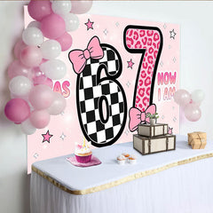 Lofaris Toile de fond pour 67e anniversaire rose avec motifs léopard et carreaux, arrière-plan élégant de fête pour studio photo