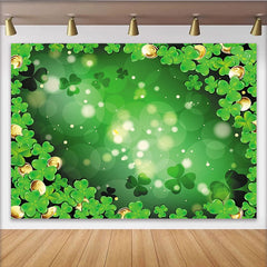 Lofaris Toile de fond verte Saint-Patrick avec trèfles et pièces d'or, magnifique décor festif lumineux pour studio photo