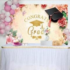 Lofaris Toile de fond félicitations diplômé dorée avec chapeau et fleurs roses, élégant arrière-plan floral pour célébration de fin d'études