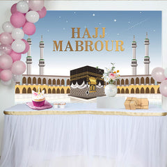 Lofaris Toile de fond pour le Hajj avec Kaaba et minarets sous un ciel étoilé, arrière-plan de pèlerinage islamique pour célébration religieuse