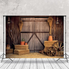 Cake Smash Empilé Foins Brun En bois Grange Porte Toile de fond