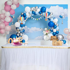 Lofaris Fond Cake Smash Montgolfière Ciel Bleu Signe ONE Marqué et Nuages
