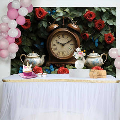 Lofaris Fond de Mariage Jardin Enchanté avec Horloge Vintage, Roses Rouges et Papillons Bleus