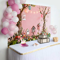 Lofaris Fond de Printemps Jardin Rose de Rêve avec Fleurs Luxuriantes, Nichoirs et Lanternes pour Fête