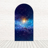 Toile de fond pour arche galaxie étoilée bleue pour thèmes événement magique et cosmique