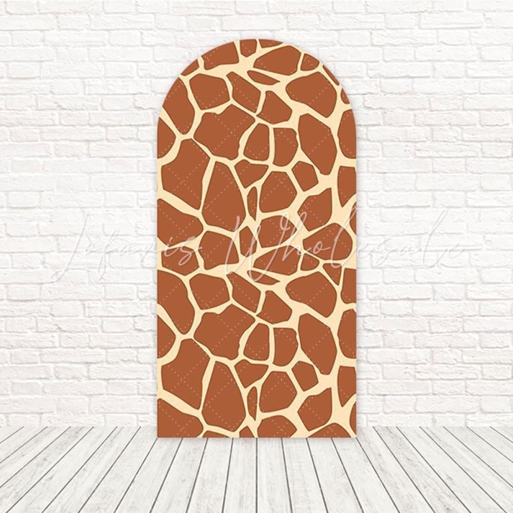 Toile de fond pour arche ambiance safari imprimé animal brun pour thème événement jungle