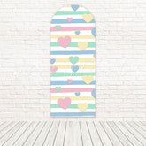 Toile de fond pour arche décor célébration fun ludique rayures cœurs colorés