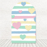 Toile de fond pour arche ciel pluvieux cœurs romance pour look événement doux