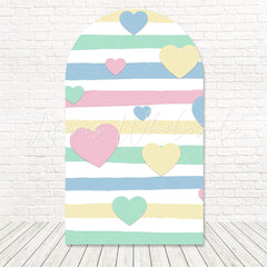 Toile de fond pour arche ciel pluvieux cœurs romance pour look événement doux