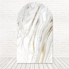 Toile de fond pour arche marbre blanc et or brillant pour ambiance fête élégante