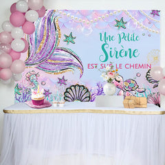 Mignon Petit Sirène Est Sur Le Chemin Bébé Douche Toile de fond