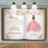 Toile de fond d'anniversaire princesse rose et couronne florale