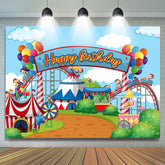Toile de fond de joyeux anniversaire sur le thème du cirque de parc d'attractions