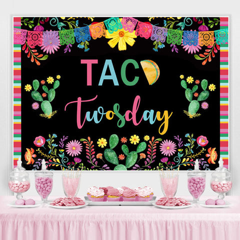 Plantes colorées avec toile de fond noire 2e anniversaire Plantes colorées avec toile de fond noire 2e anniversaire