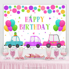 Toile de fond de joyeux anniversaire de voiture de points et de ballons colorés