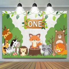 Arbres verts et animal un anniversaire toile de fond pour garçon