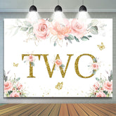 Toile de fond sauvage de deux anniversaires de papillons scintillants de fleurs roses