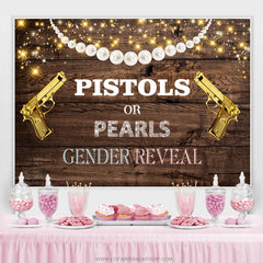 Des pistolets ou des perles en bois brillant révèlent une toile de fond