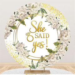 Paillettes d'or rondes, elle a dit oui toile de fond de mariage de fleurs