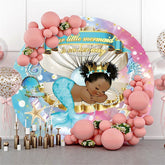 La petite sirène ronde est en route pour la fête de naissance