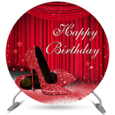 Toile de fond de cercle de joyeux anniversaire de talons hauts rouges brillants