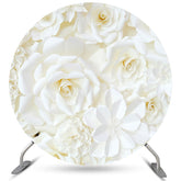 Toile de fond ronde de joyeux anniversaire de fleurs blanches simples