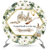 Fond de fête de naissance rond à feuilles vertes florales blanches