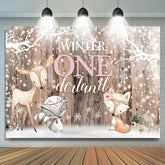 Toile de fond d'anniversaire de flocons de neige et d'animaux d'hiver Onederland