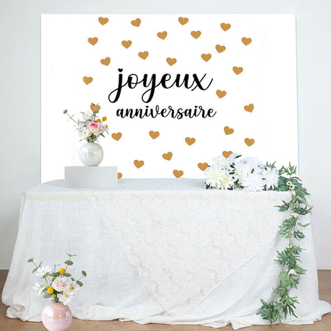 Toile de fond heureux anniversaire blanc or cœur