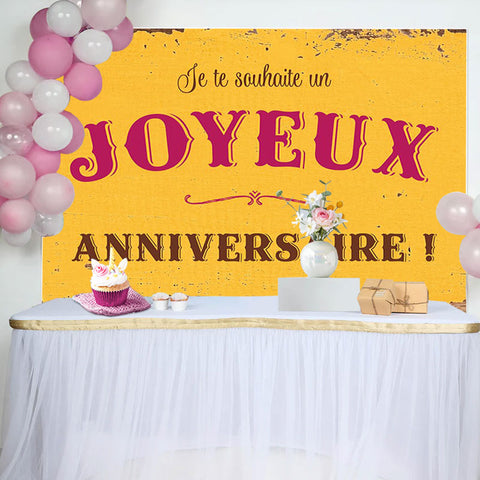 Toile de fond heureux anniversaire ancien jaune