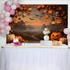 Lofaris Toile de fond d'Halloween avec citrouilles sculptées et chauves-souris, décor de forêt brumeuse pour fête d'automne et séance photo