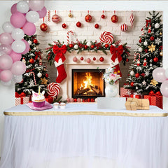Lofaris Toile de fond de Noël festive avec sapins enneigés et cheminée chaleureuse, magnifique arrière-plan pour célébrations de fin d'année