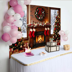 Lofaris Toile de fond de Noël cheminée et sapins enneigés avec guirlandes lumineuses, décor festif pour studio photo et fête de famille