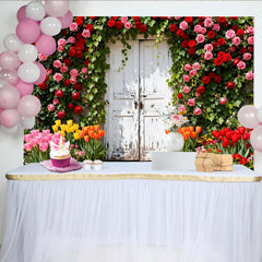 Lofaris Toile de fond de jardin printanier avec porte rustique, roses rouges et roses, tulipes colorées pour célébration