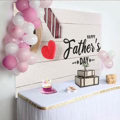 Lofaris Toile de fond Fête des Pères avec chapeau cravate et cœur sur bois, élégant arrière-plan pour célébration et studio photo
