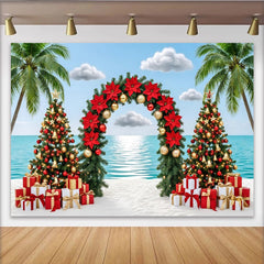 Lofaris Toile de fond de Noël tropical avec palmiers, sapins et cadeaux, élégant décor de plage pour célébration de fin d'année