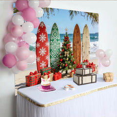 Lofaris Toile de fond de Noël tropicale avec planches de surf et sapin, arrière-plan festif pour fête d'été et séance photo