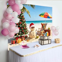 Lofaris Toile de fond de Noël sur la plage avec arbre décoré et bonhomme de neige de sable, arrière-plan tropical pour studio photo