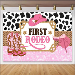 Lofaris Toile de fond rose rodéo pour 1er anniversaire fille avec bottes et chapeau, arrière-plan de fête imprimé vache et motif bandana