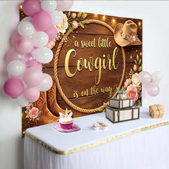 Lofaris Toile de fond baby shower cowgirl fille, bois rustique et roses, arrière-plan western avec bottes et chapeau pour photo