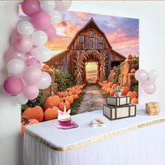 Lofaris Toile de fond d'automne grange rustique avec citrouilles et balles de foin, magnifique arrière-plan pour photographie de récolte