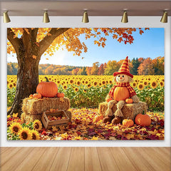 Découvrez Toile de fond automne avec citrouilles et tournesols, magnifique arrière-plan de récolte pour studio photo