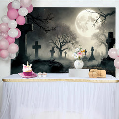 Lofaris Toile de fond d'Halloween cimetière pleine lune et brouillard, mystérieux arrière-plan de nuit avec arbres nus et croix
