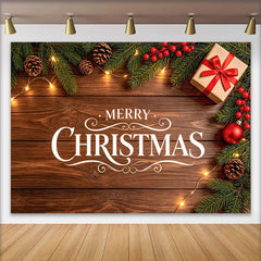 Lofaris Toile de fond de Noël en bois avec branches de pin, baies rouges et lumières, arrière-plan festif pour studio photo
