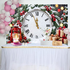 Lofaris Toile de fond du Nouvel An enneigée avec horloge et cadeaux, magnifique décor de fête hivernal avec branches de pin pour studio photo