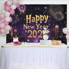 Lofaris Toile de fond du Nouvel An avec ville illuminée et lumières dorées, magnifique décor violet scintillant pour fête