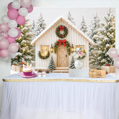Lofaris Toile de fond de Noël maison enneigée avec sapins et couronnes rouges, décor féerique pour photographie et ambiance de fête